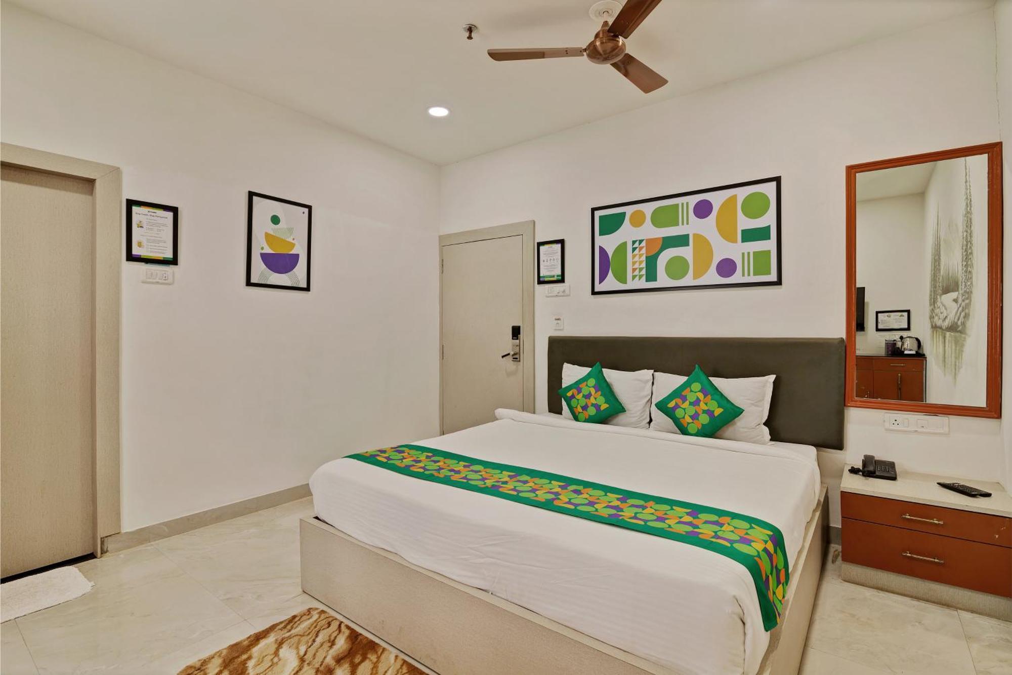Hotel Treebo Moon Waalk Bhubaneswar Esterno foto